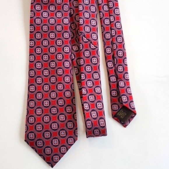TASSO ELBA RED BLUE SILK GEOMETRIC CIRCLE MEN'S TIE 3.25 BY 58" - Picture 2 of 7